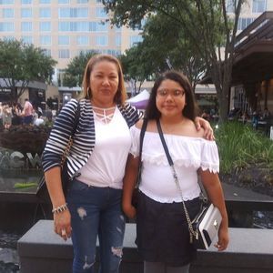 Meet your Posher, Luz